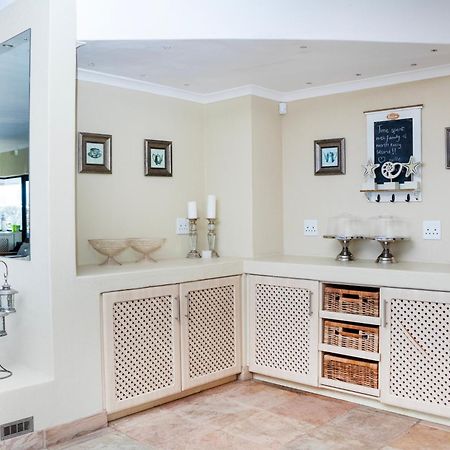 Whale Waters Self Catering Gansbaai Apartment ดิ เคลเดอร์ส ภายนอก รูปภาพ