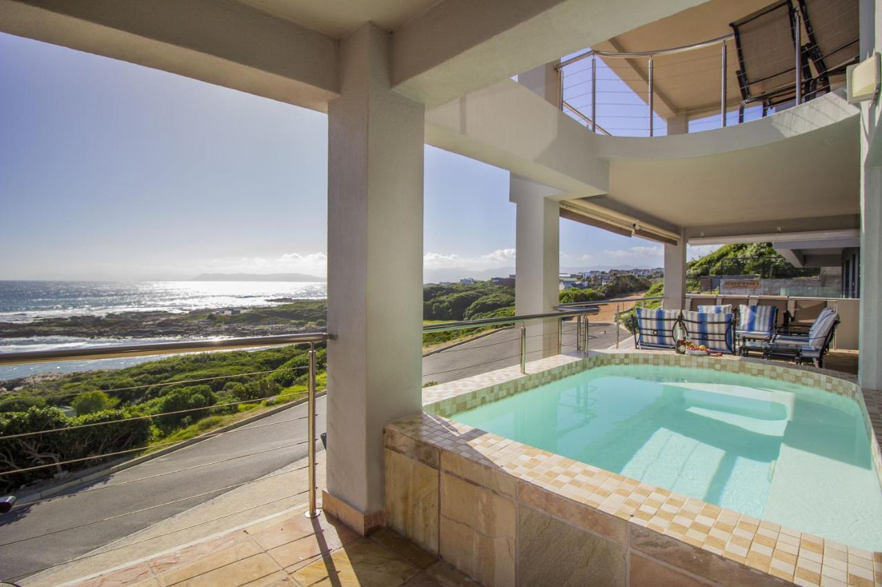 Whale Waters Self Catering Gansbaai Apartment ดิ เคลเดอร์ส ภายนอก รูปภาพ
