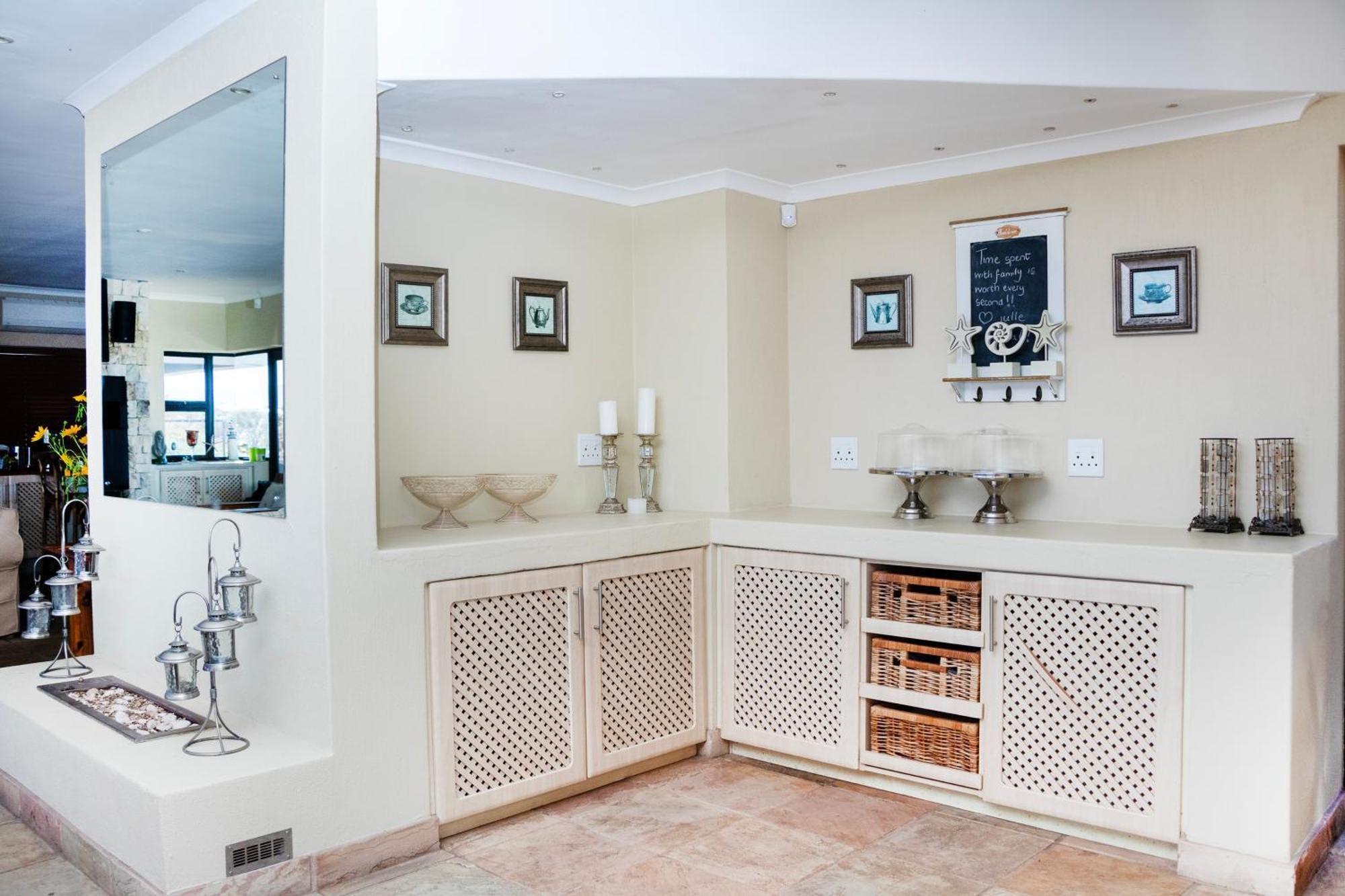 Whale Waters Self Catering Gansbaai Apartment ดิ เคลเดอร์ส ภายนอก รูปภาพ